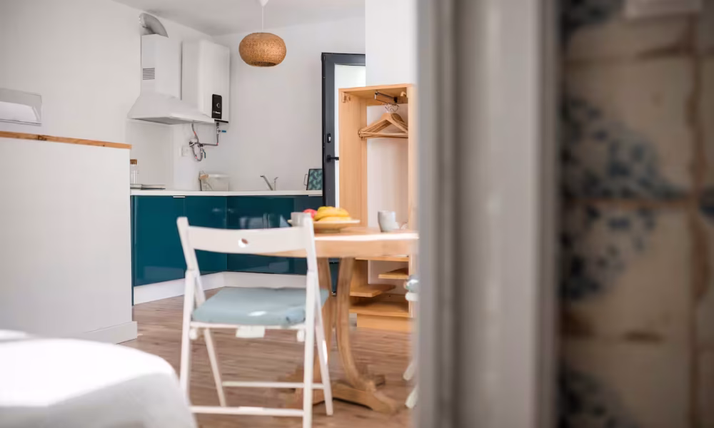 0a0f7ce1-d3af-4ed0-8208-3ea76b5af341